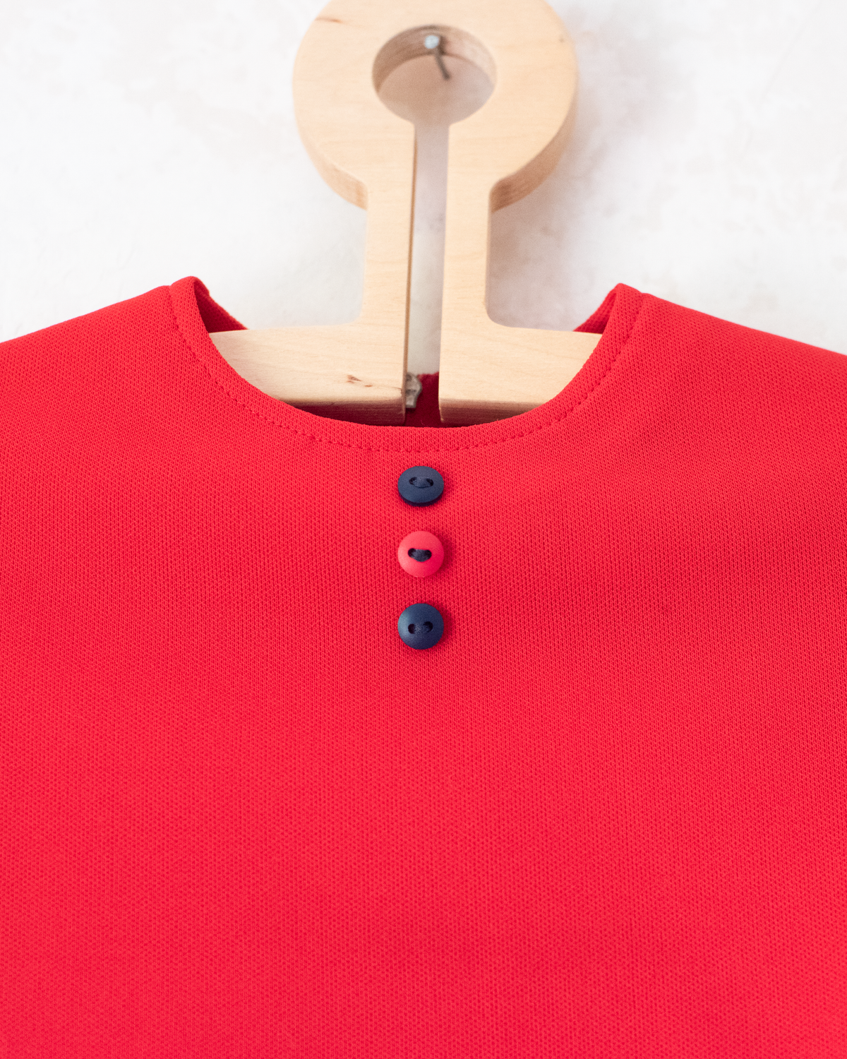 Red shirt and tailored pants | Belgian deadstock from the 60s | 3-4 years
