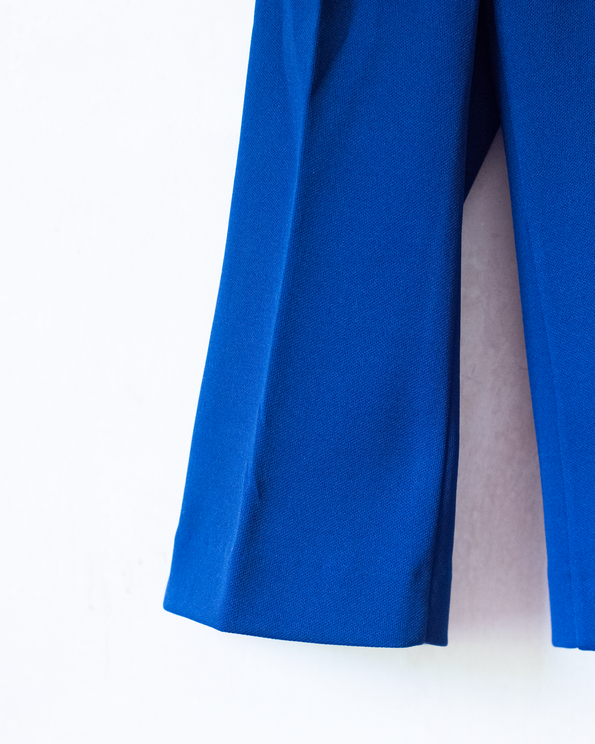 Red shirt and tailored pants | Belgian deadstock from the 60s | 3-4 years