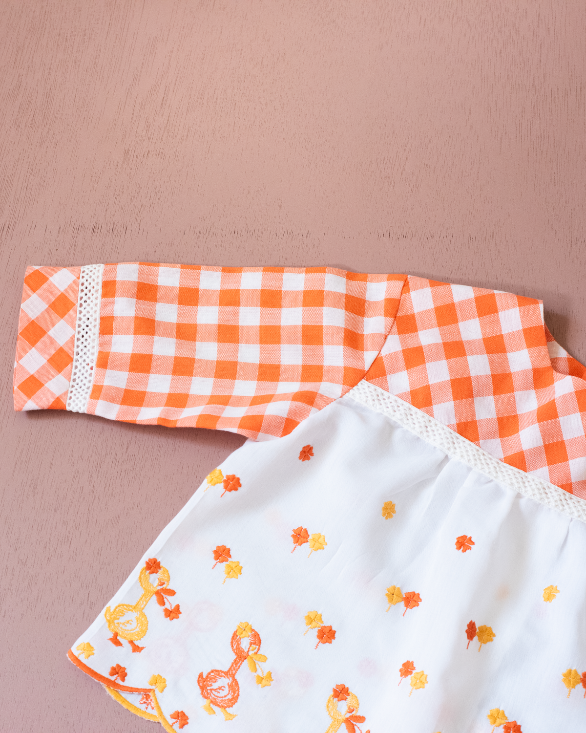 Long shirt with plaid and embroidered ducks | 12-18 months
