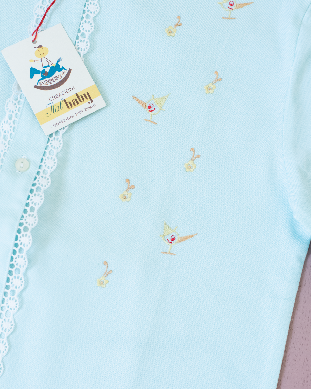 Embroidered button-down shirt | Dead stock from Italy | 5-6 years