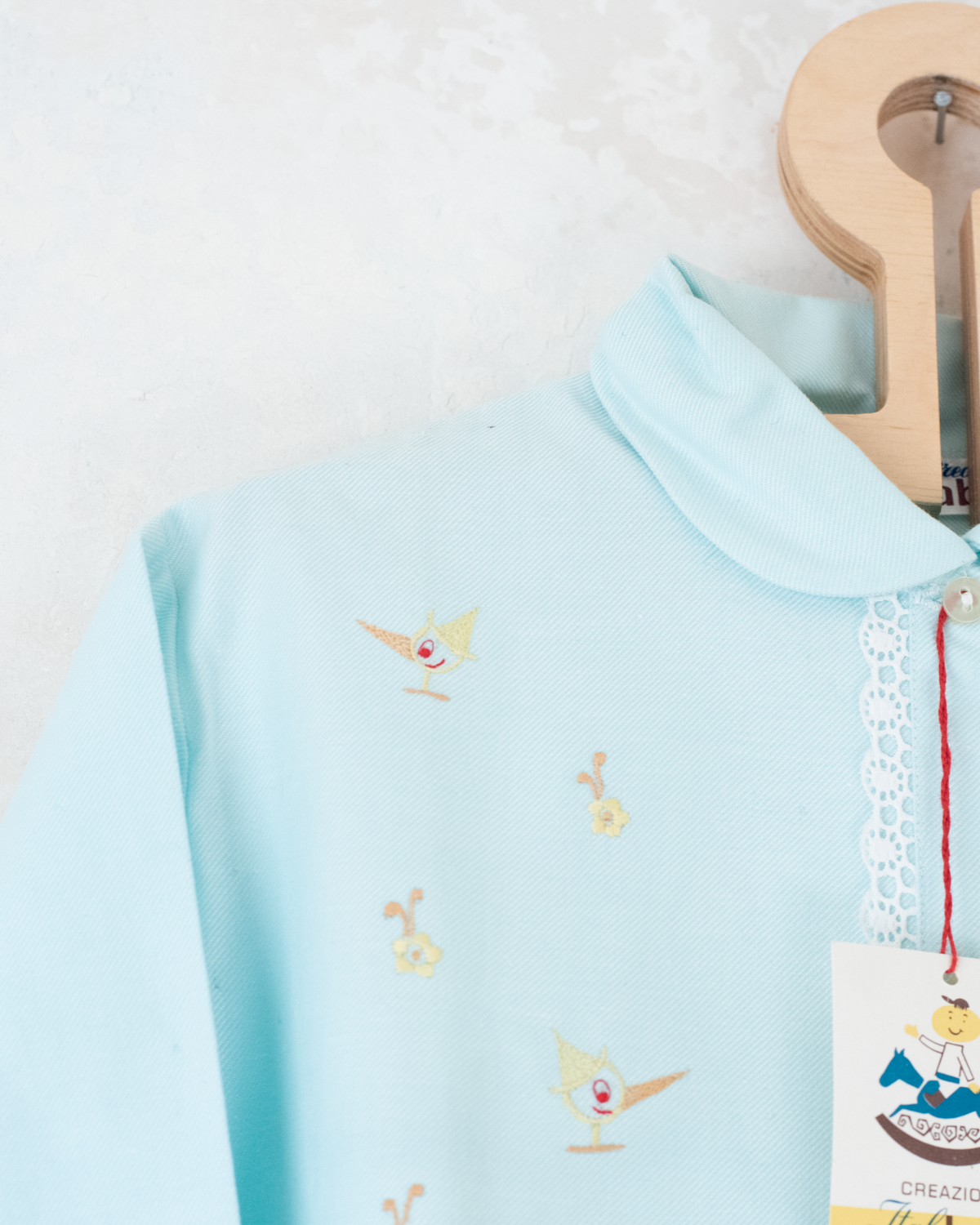Embroidered button-down shirt | Dead stock from Italy | 5-6 years