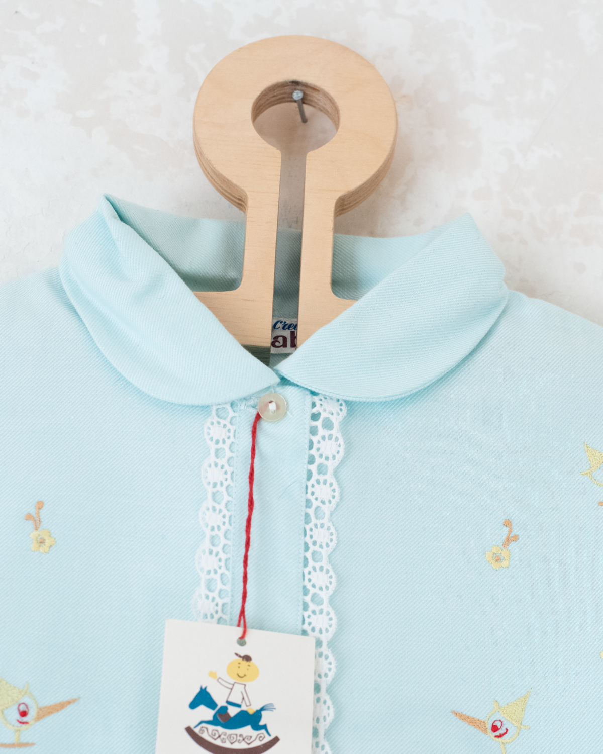 Embroidered button-down shirt | Dead stock from Italy | 5-6 years