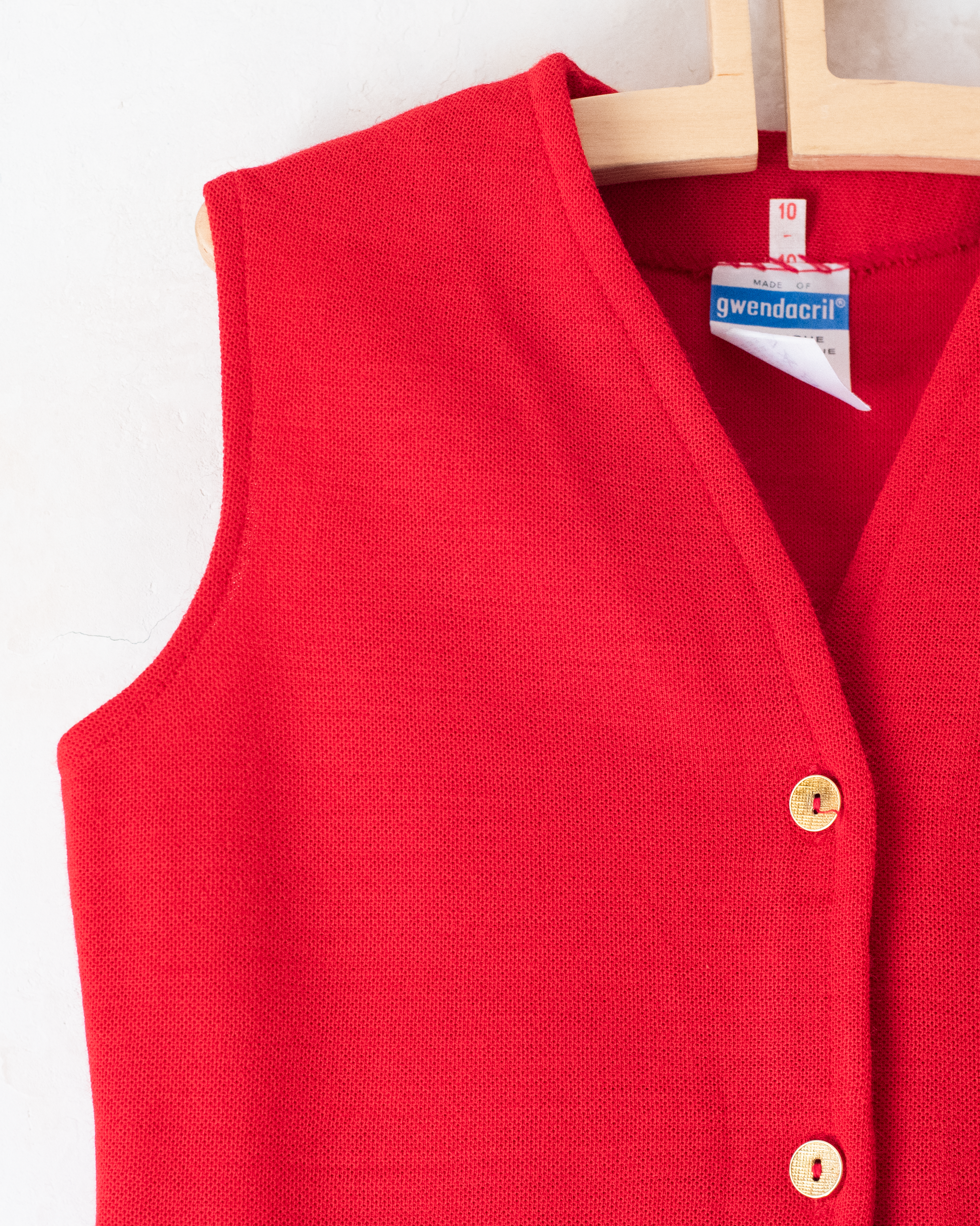 אפודה ומכנסיים אדומים | דד סטוק איטלקי | 9-10 שנים