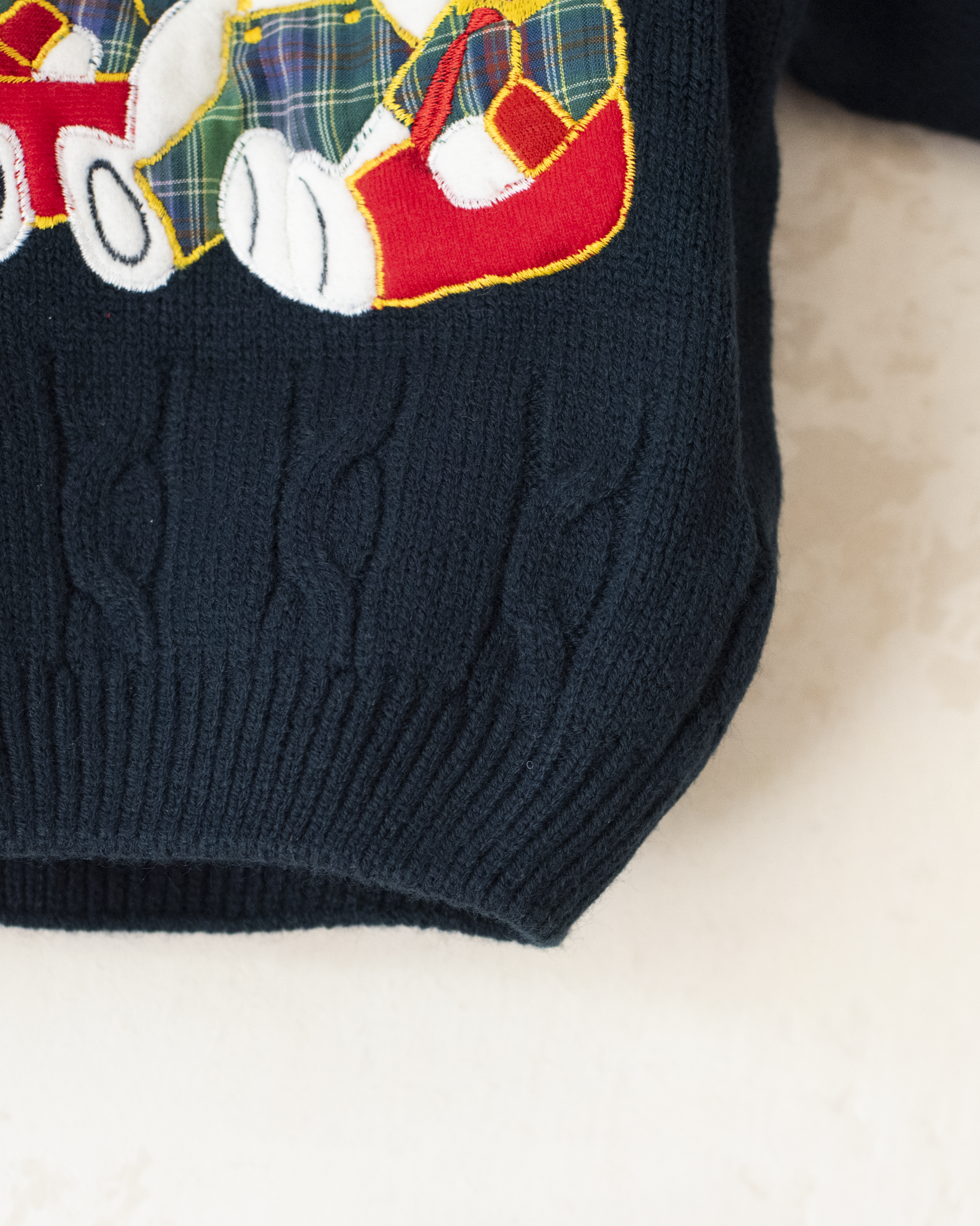 סוודר ירוק כהה עם דובים | דד סטוק צרפתי | 6-9 חודשים