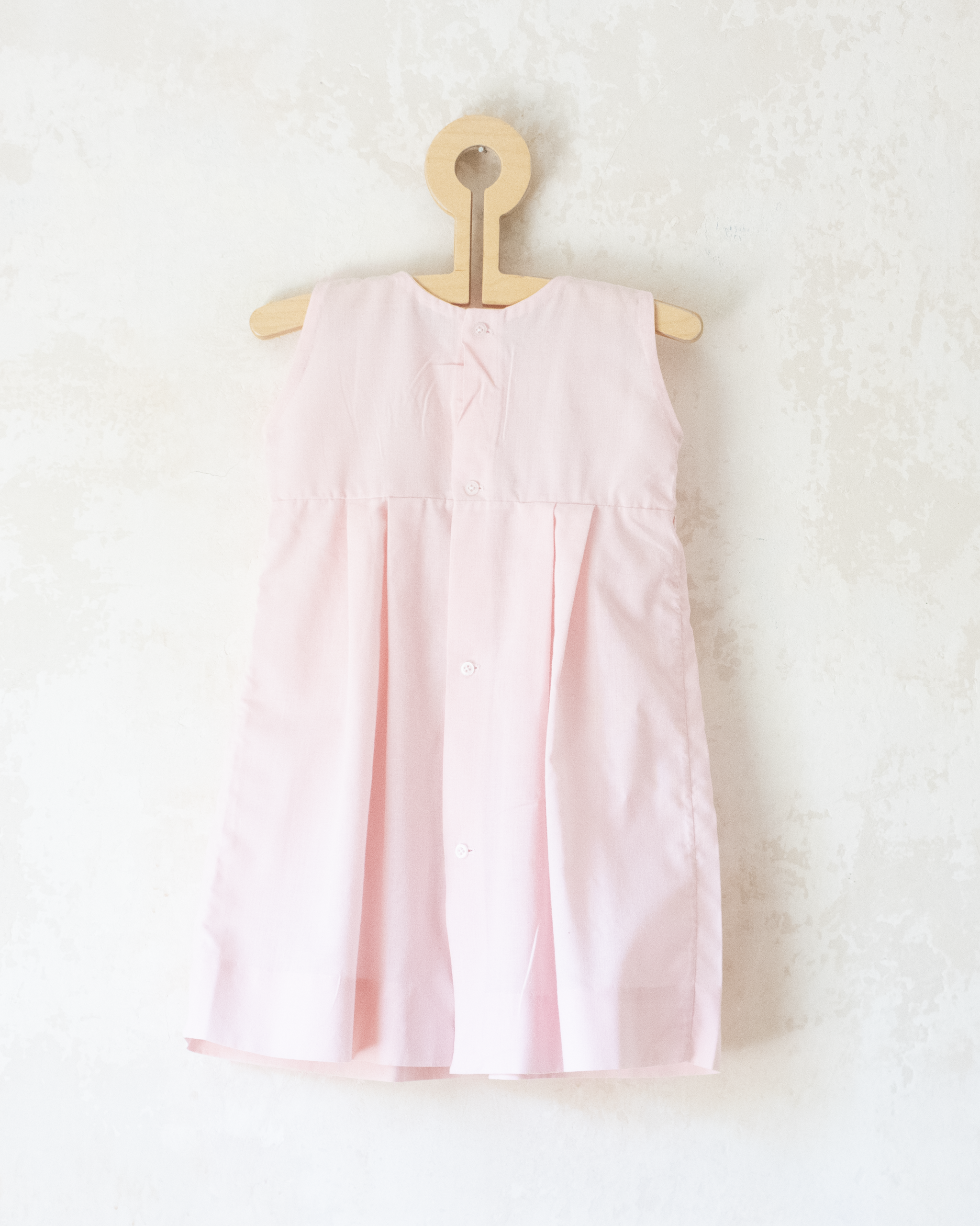 שמלה ורודה עם רקמת ברווזים ופרחים | 18-24 חודשים