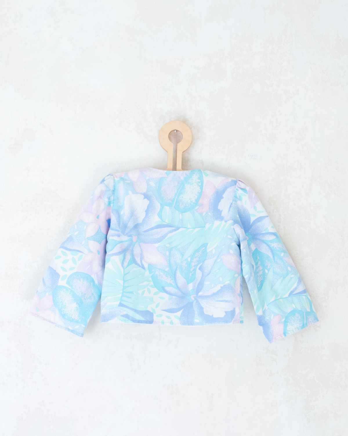 Thin top with pastel flowers | 2-3 years