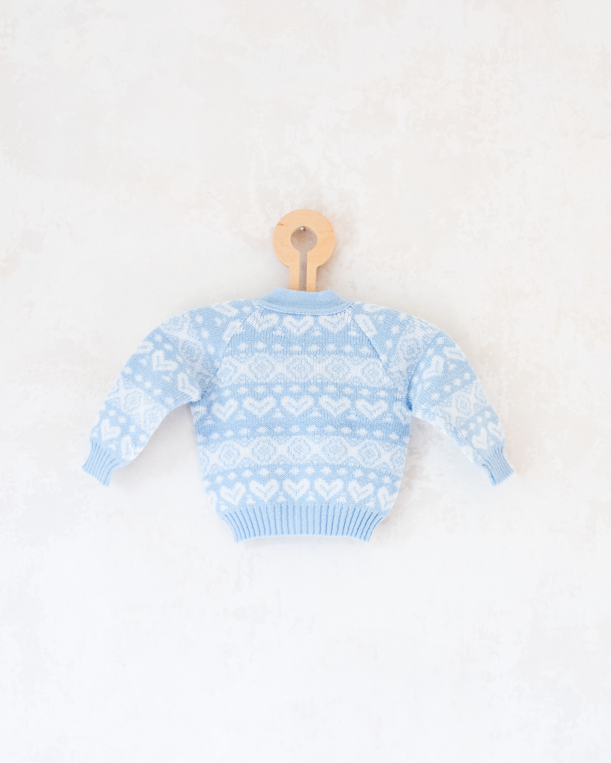 Light blue and white cardigan with hearts | 12-18 months