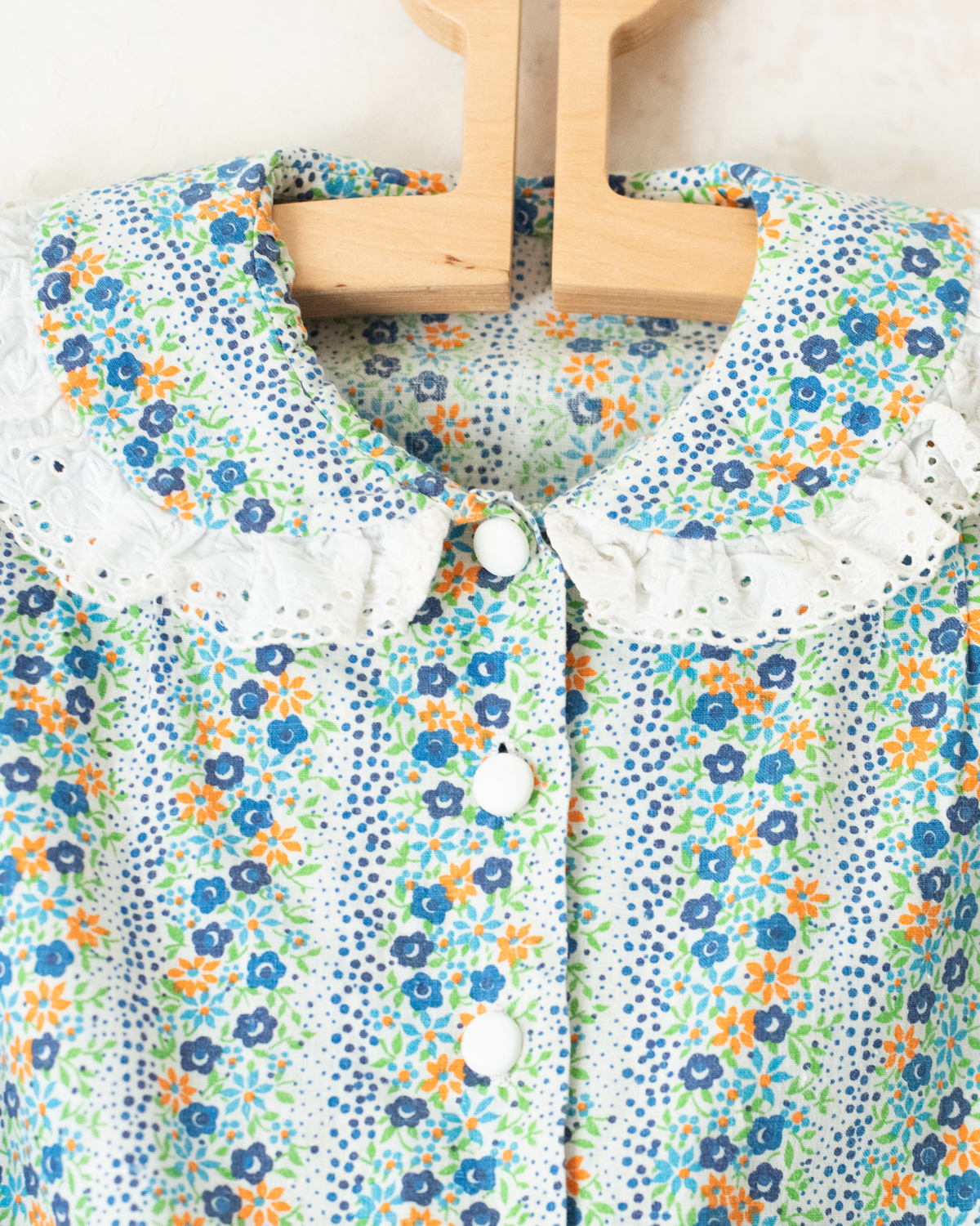 Long floral shirt with white lace | 5-6 years