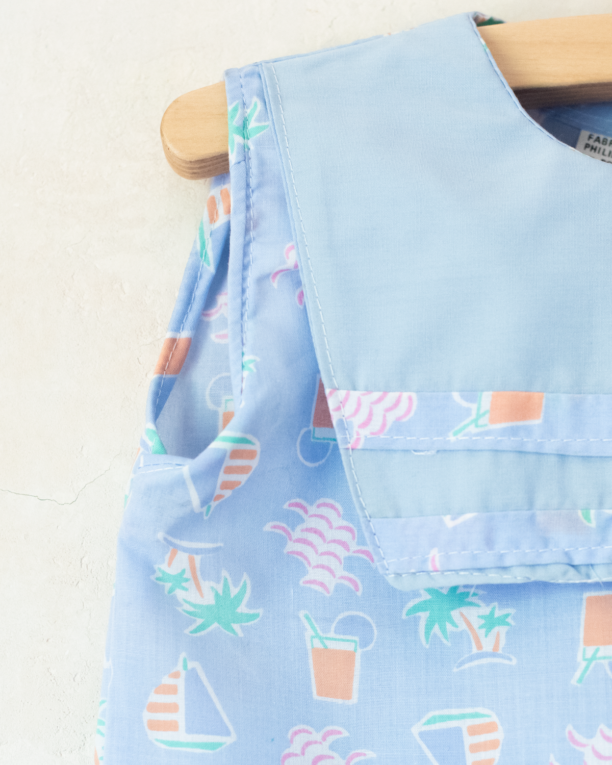 Light blue tank top with summer prints and sailor collar | French dead stock | 2-3 years