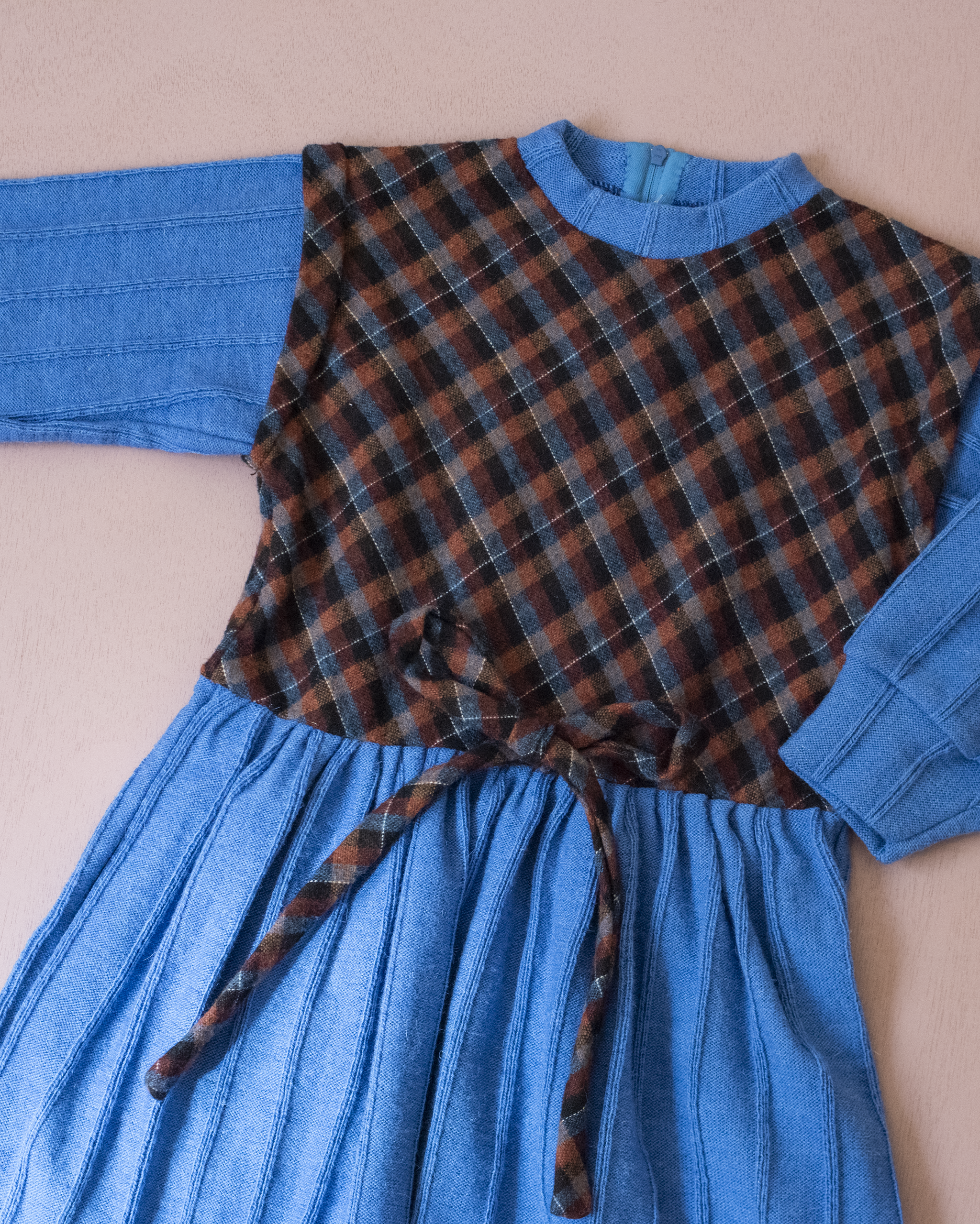 שמלת צמר משובצת כחולה | 6-7 שנים