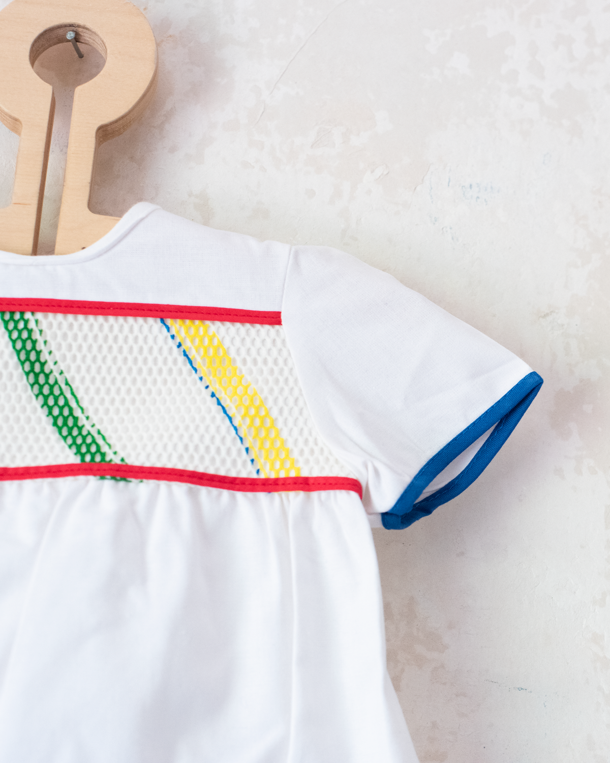 White dress with a child in a sailboat | French deadstock from the 80s | 9-12 months