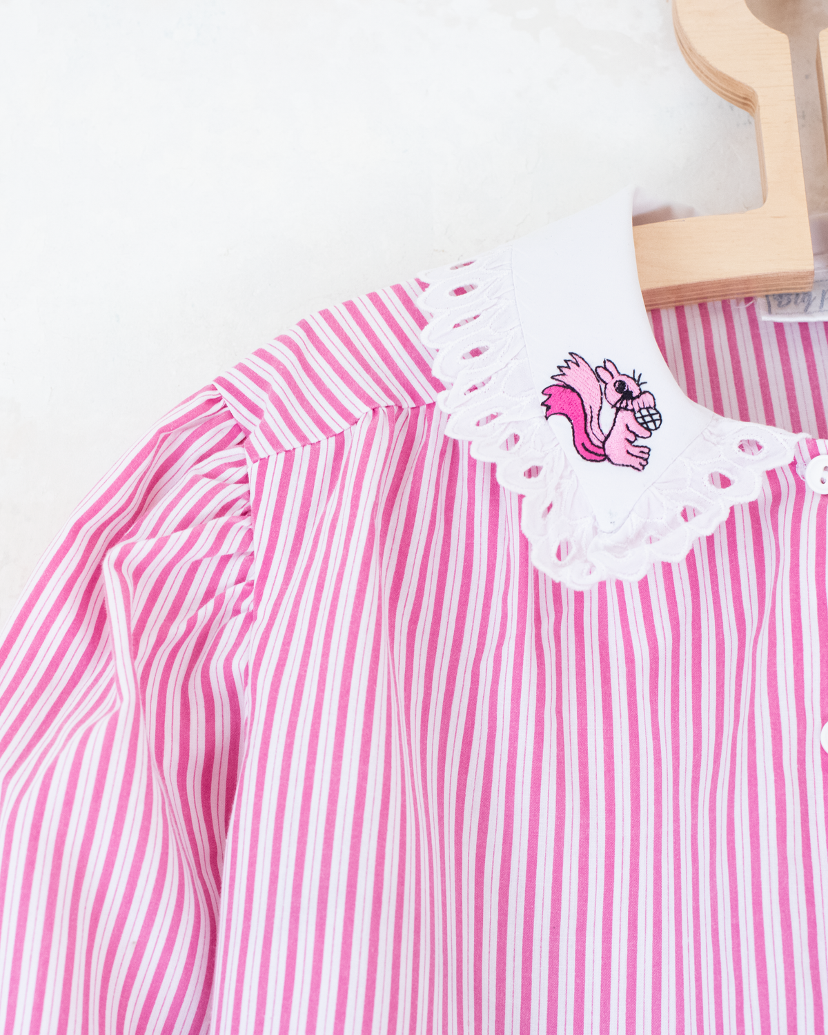 Button-down shirt with squirrels | 10-11 years