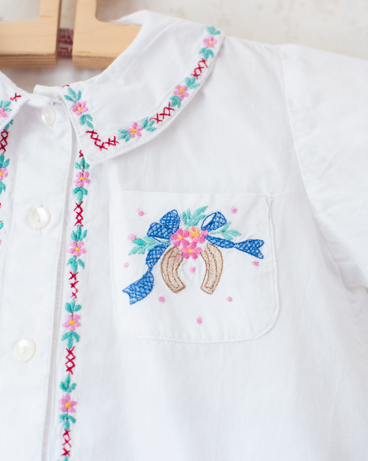 Button-down shirt with floral embroidery and bow tie | 9-12 months