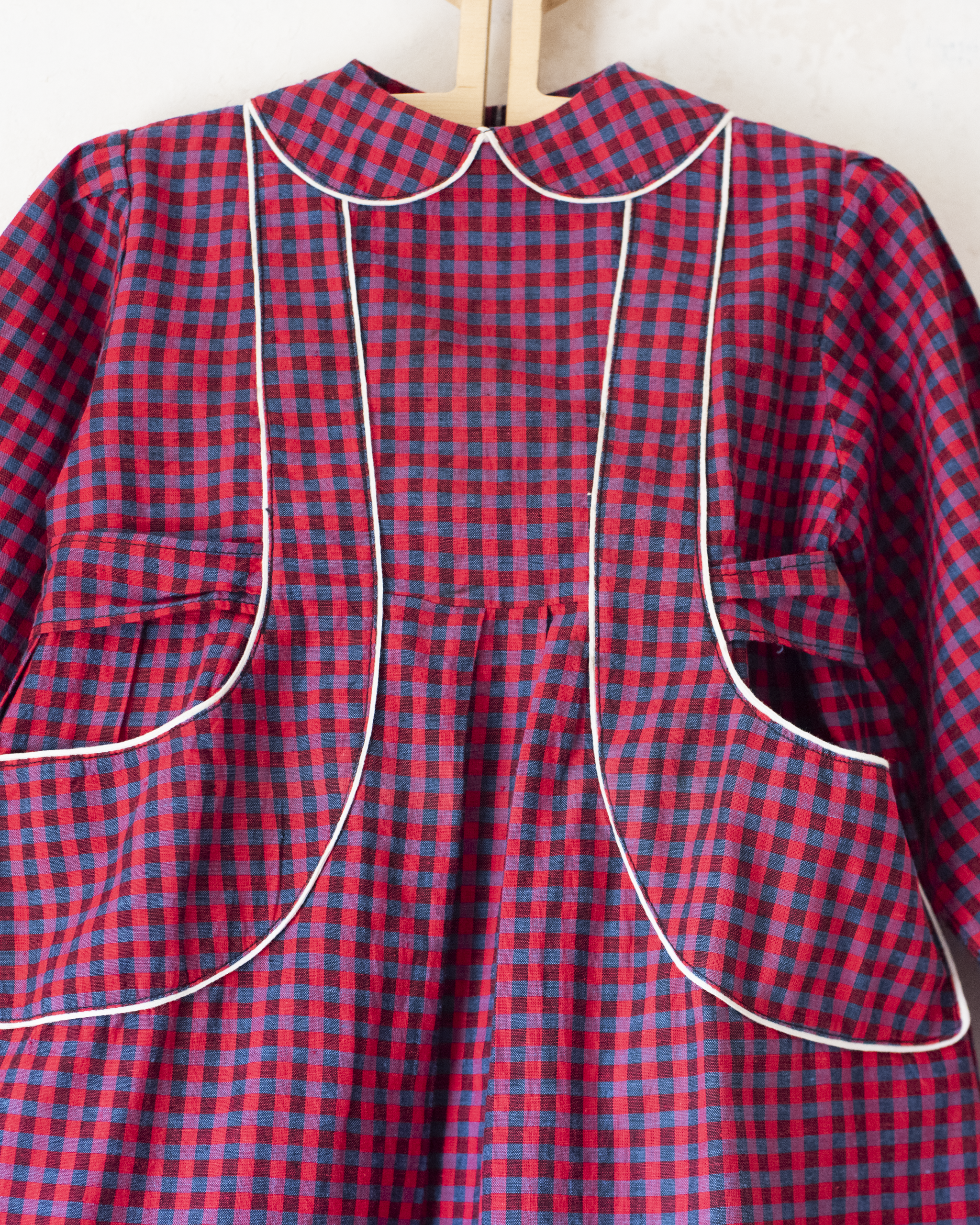 טוניקה משובצת בגווני אדום | דד סטוק צרפתי מהסבנטיז | 3-4 שנים