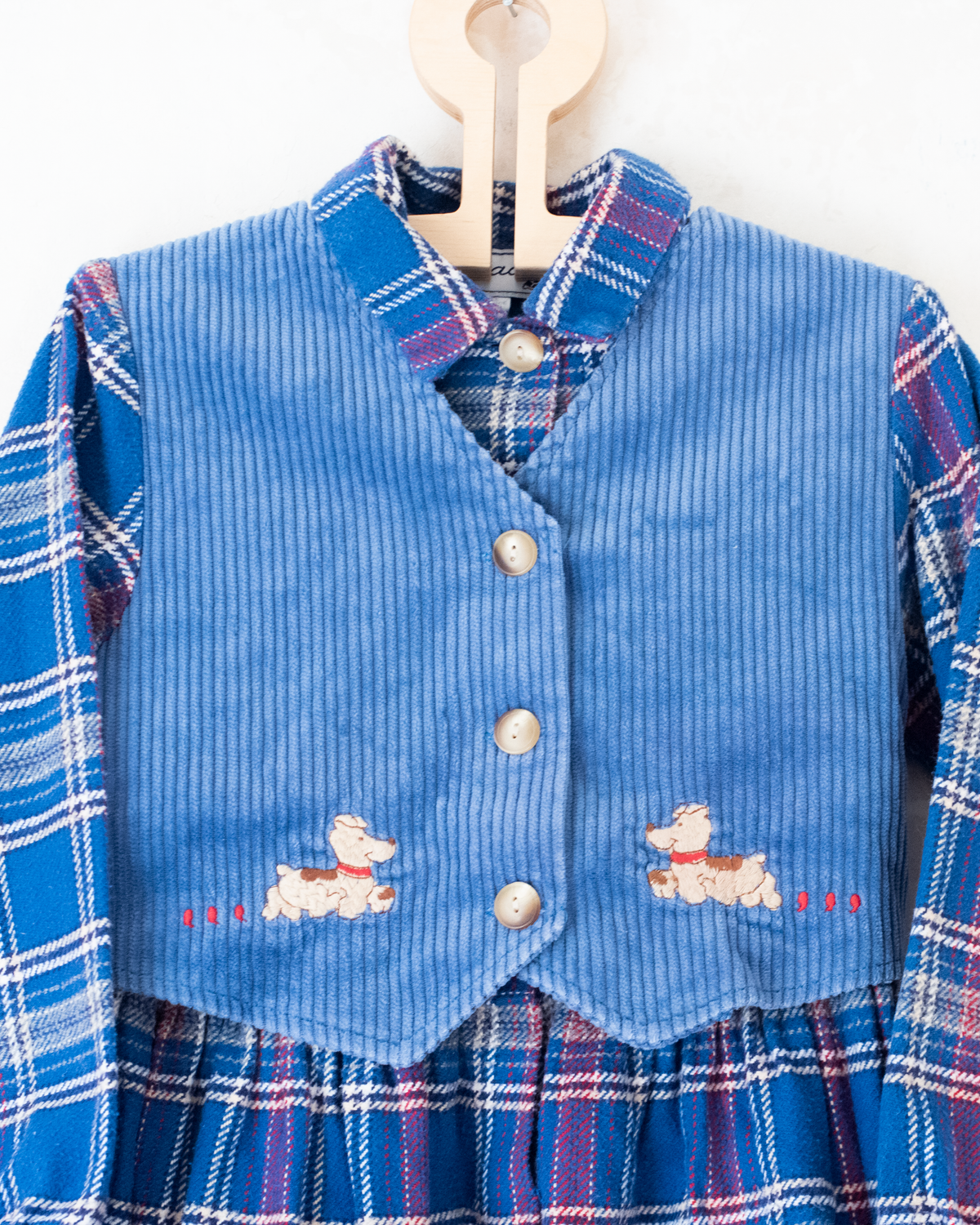 Blue plaid dress with embroidered dogs from Jacquard | 6-7 years