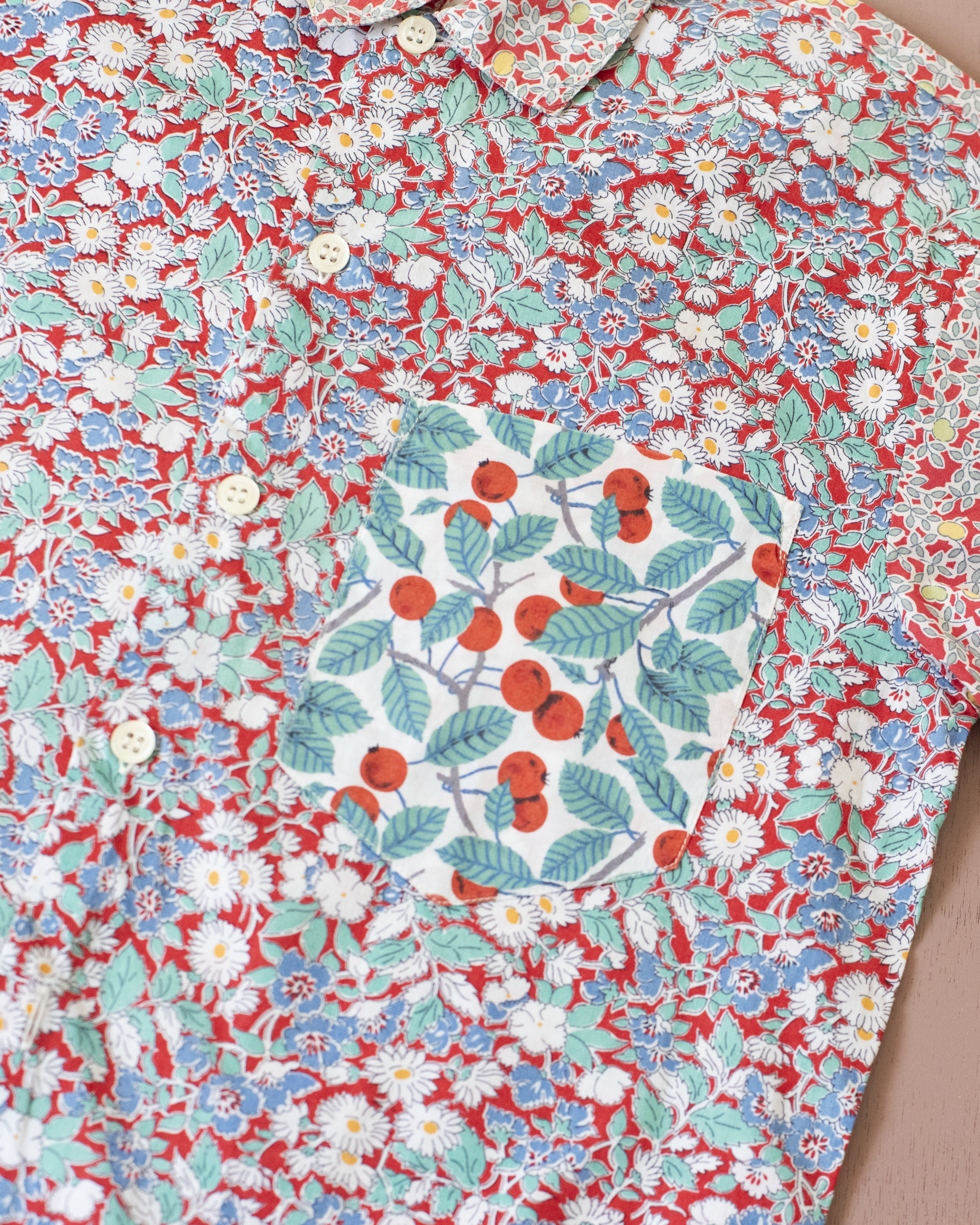 חולצה מכופתרת פרחונית עם פירות | 4-5 שנים