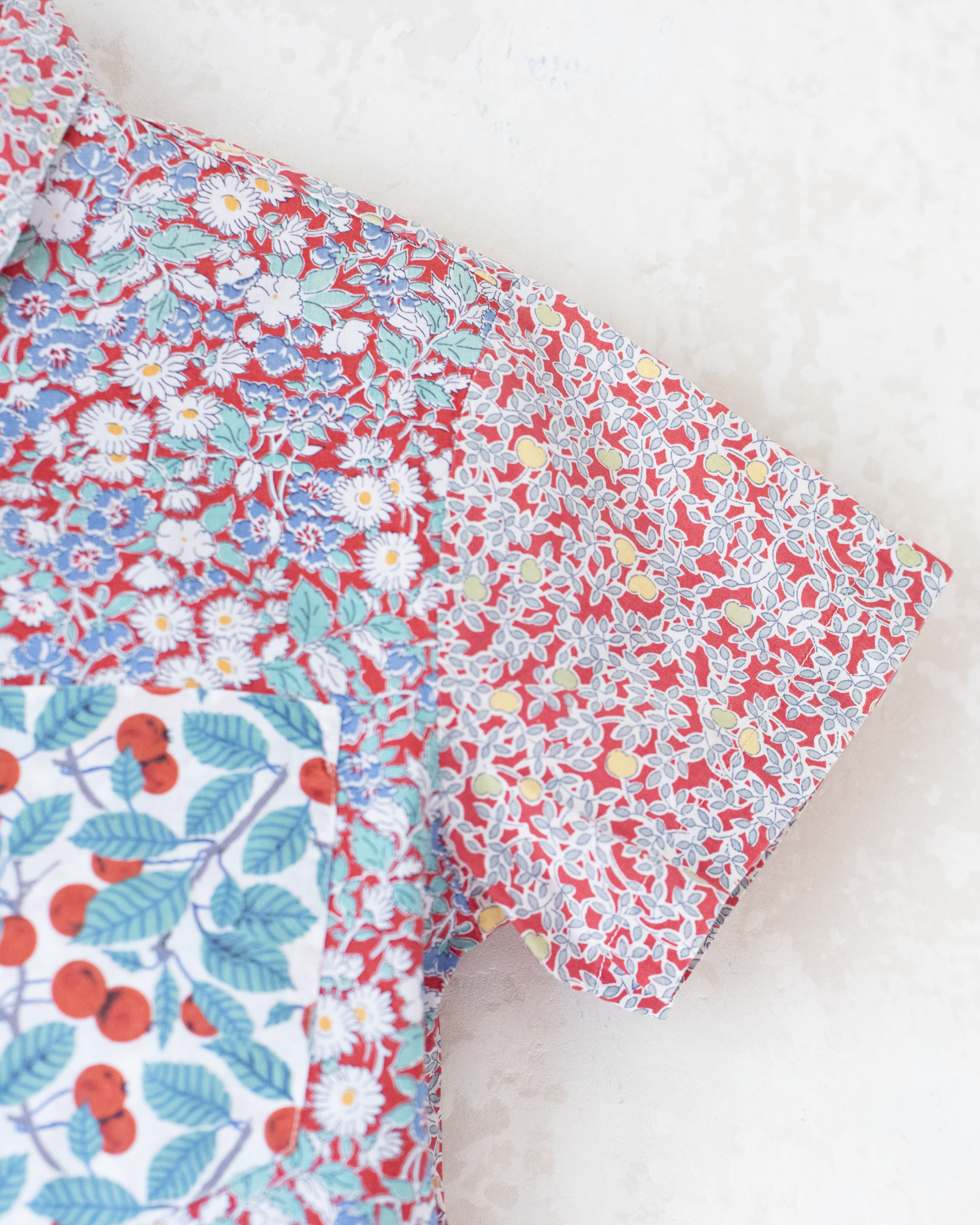 חולצה מכופתרת פרחונית עם פירות | 4-5 שנים