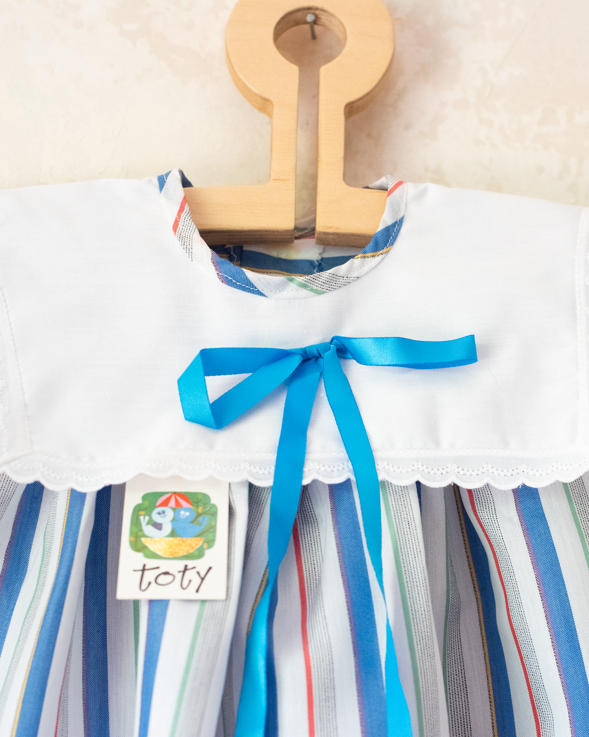 Striped dress with white collar and bow tie | Spanish Deadstock | 2-3 years