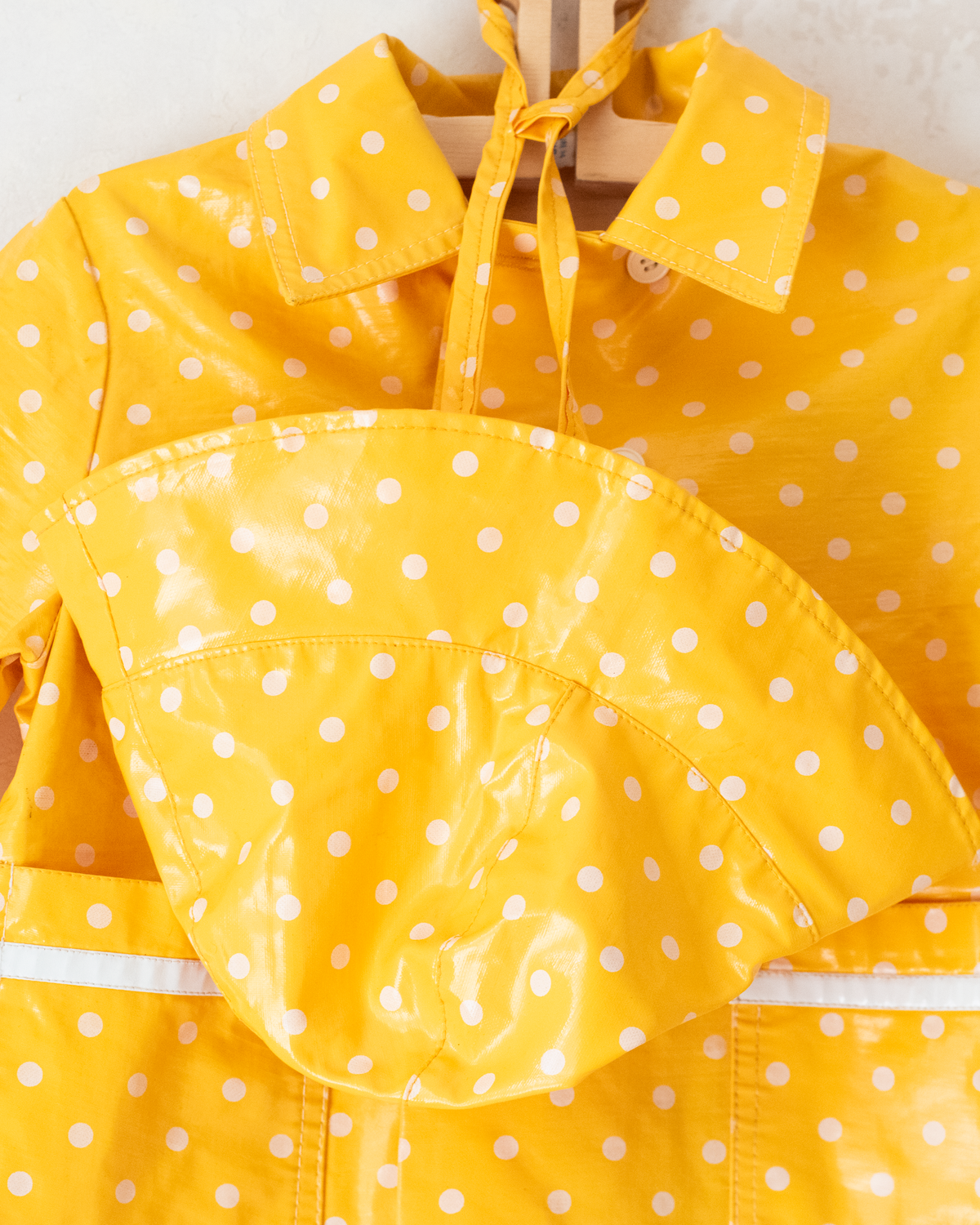 Yellow polka dot raincoat with hood | 2-3 years