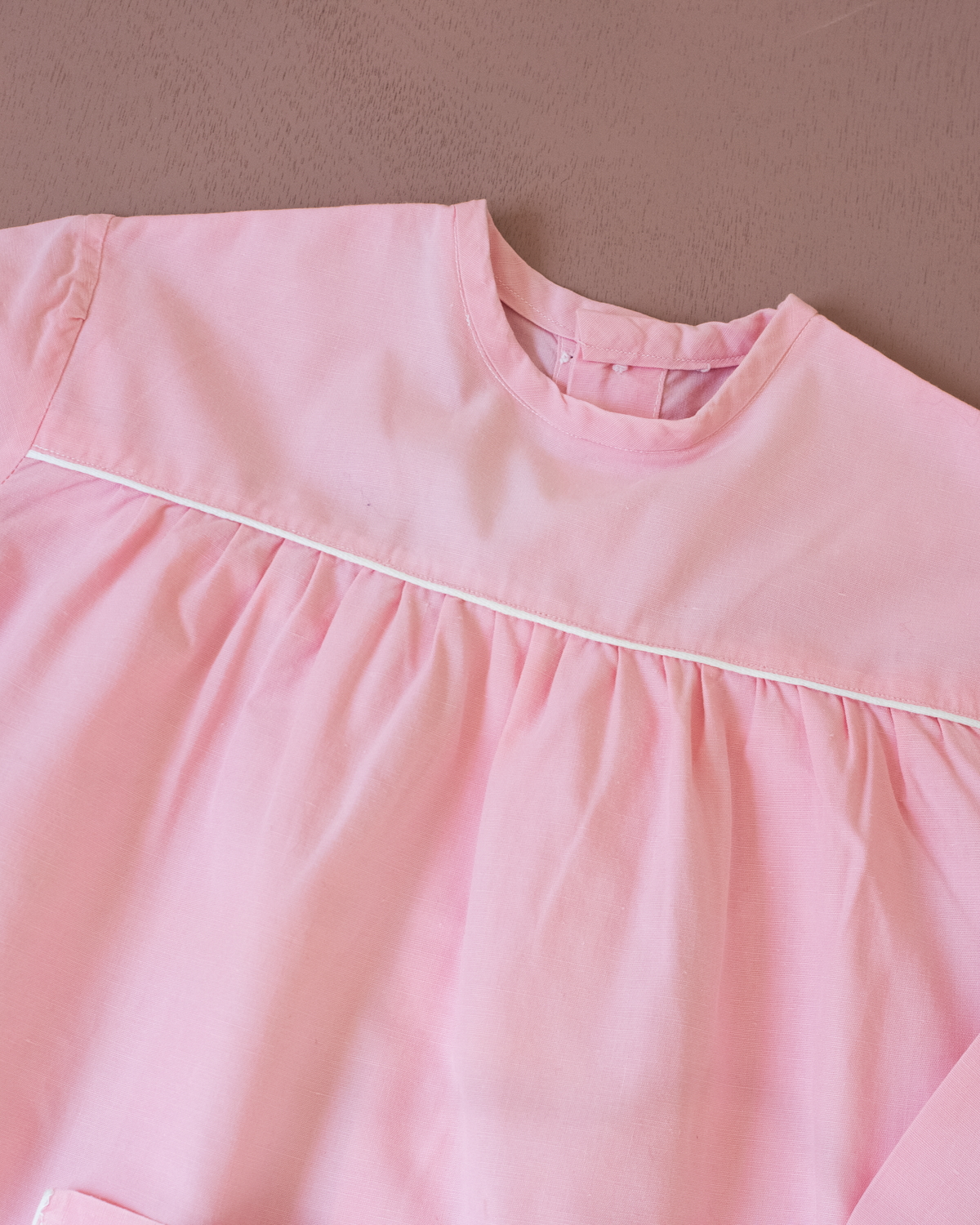 Pink shirt with embroidered pocket from the 70s | 4-5 years