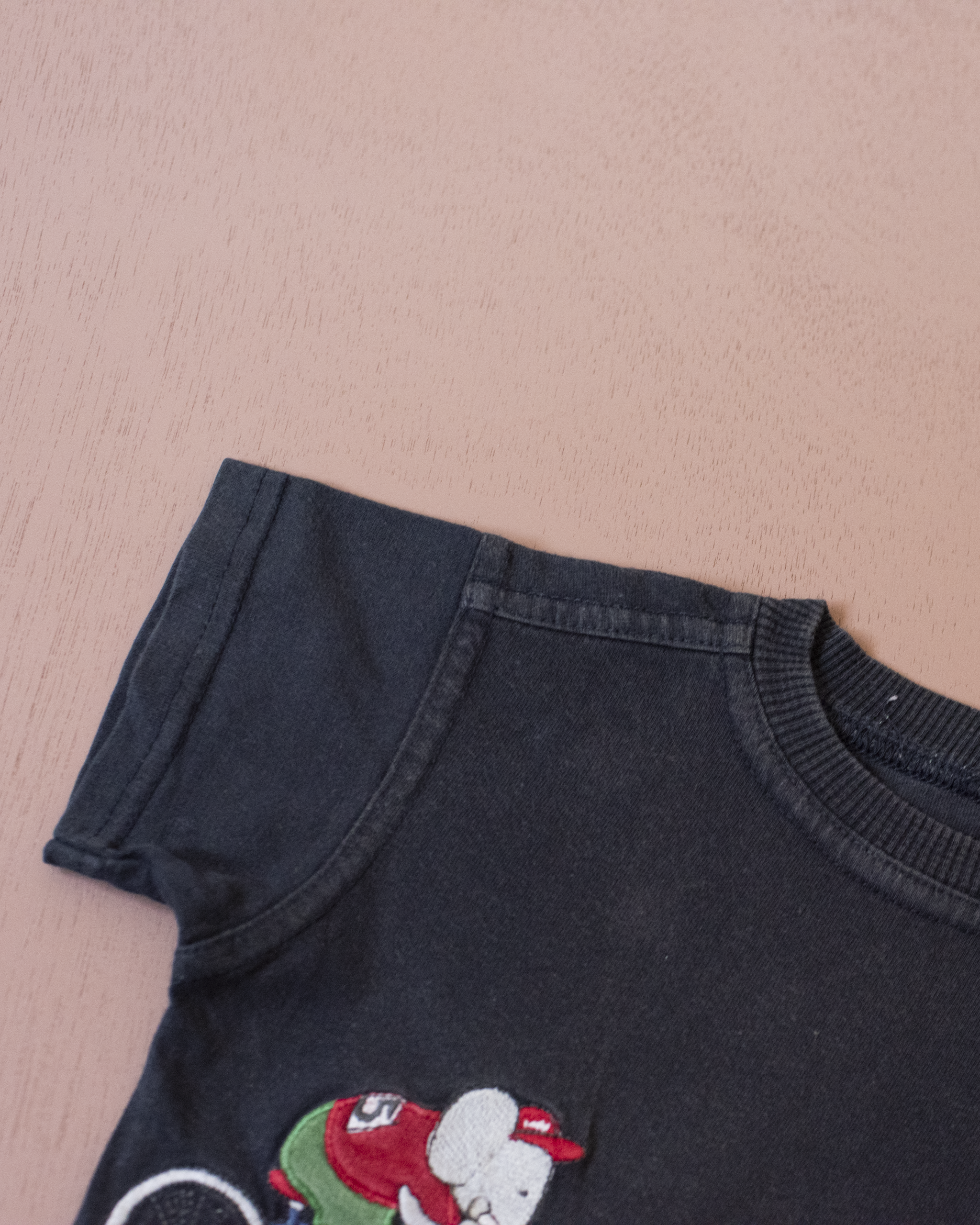 Blue T-shirt with Babar the King embroidery | 12-18 months