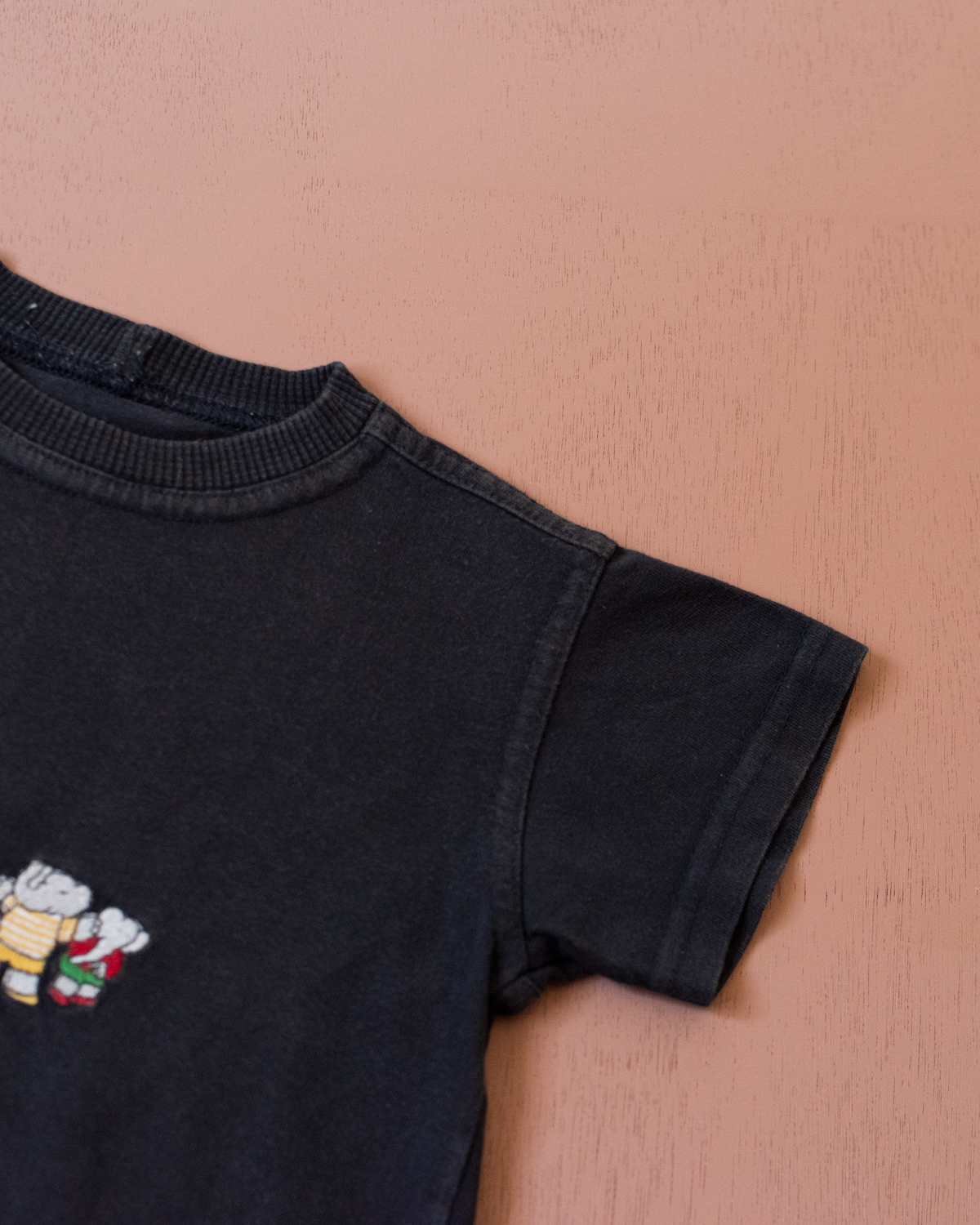 Blue T-shirt with Babar the King embroidery | 12-18 months