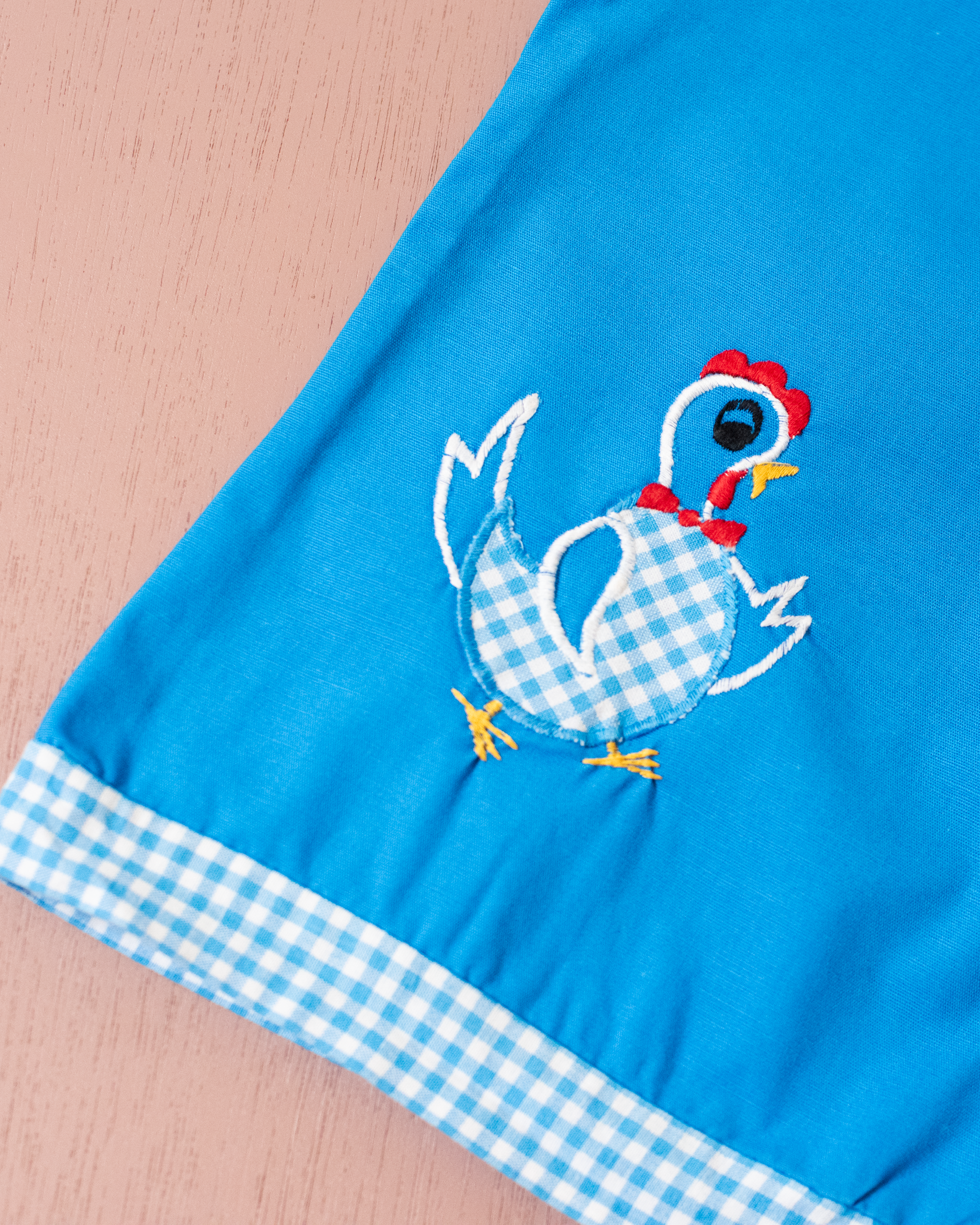 Blue tank top from the sixties with an embroidered rooster | 12-18 months