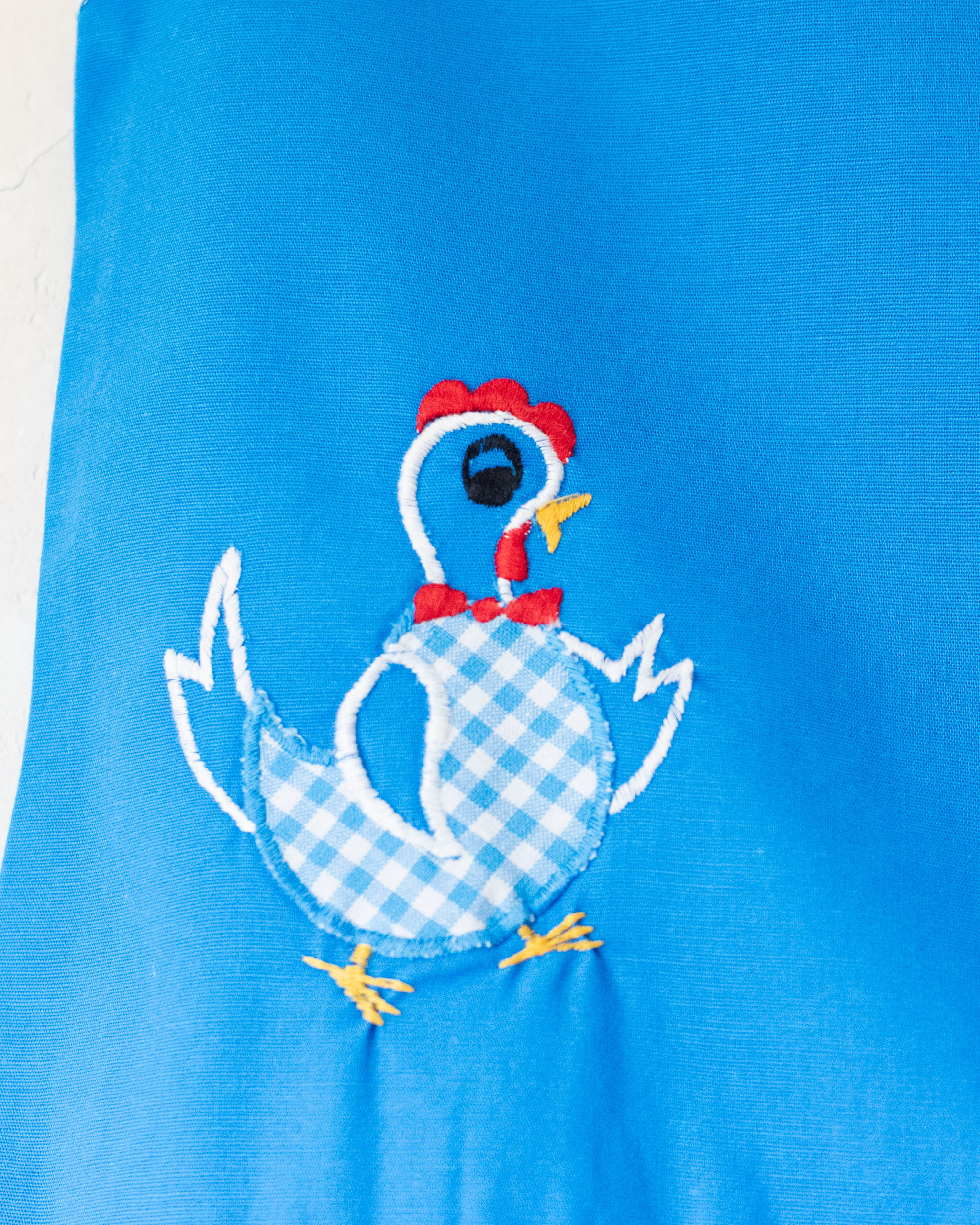 Blue tank top from the sixties with an embroidered rooster | 12-18 months