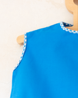 Blue tank top from the sixties with an embroidered rooster | 12-18 months