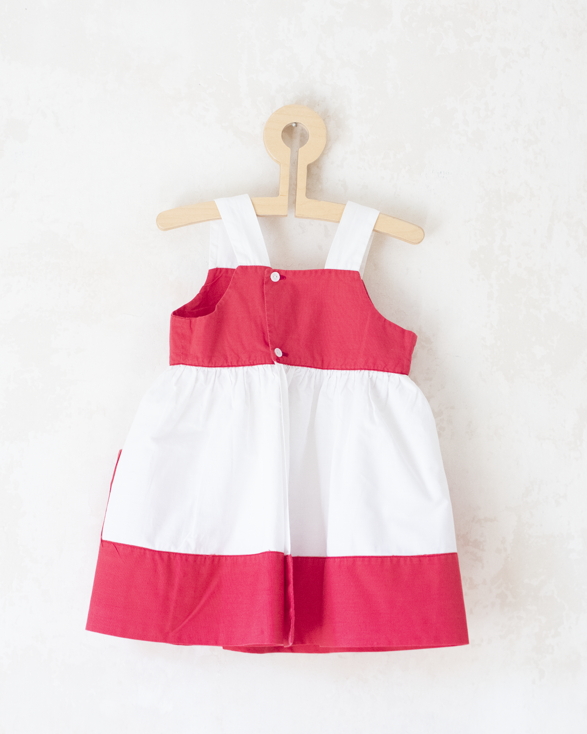 טוניקה ורודה ולבנה עם פרחים רקומים | 2-3 שנים