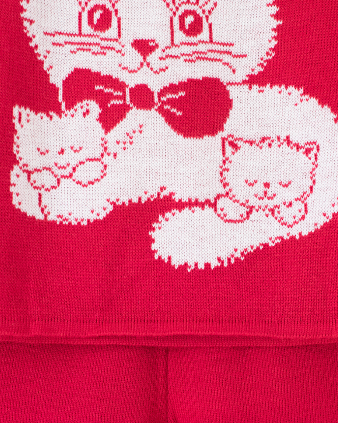 סט אדום סרוג עם חתולים ופפיונים | דד סטוק ספרדי | 18-24 חודשים