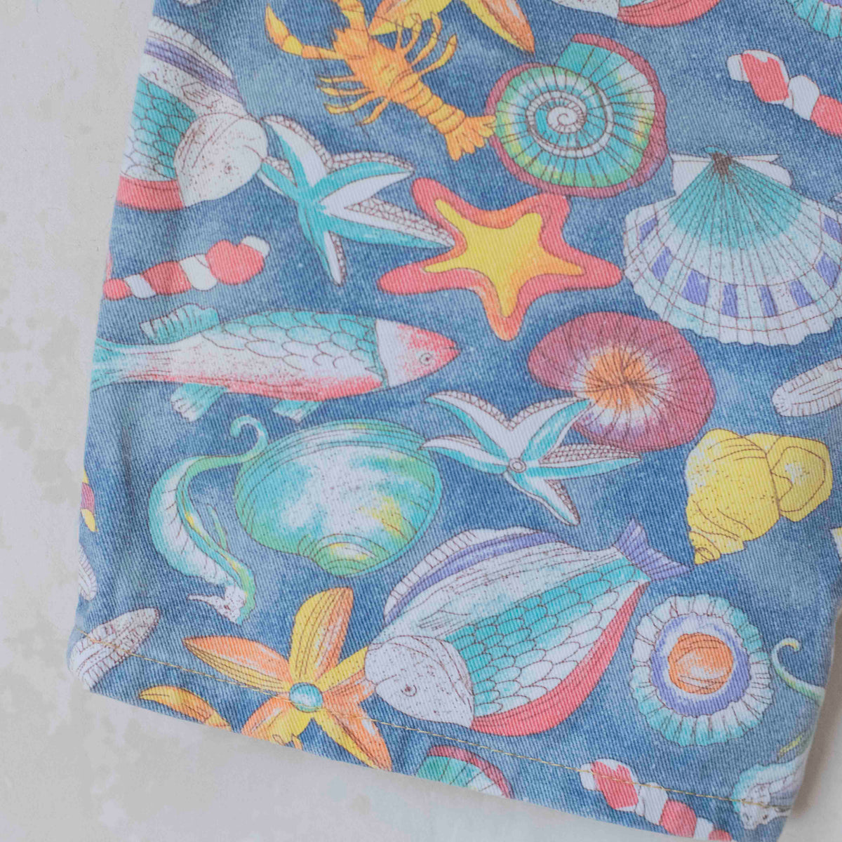 Shorts from the nineties with stunning prints | 12-13 years