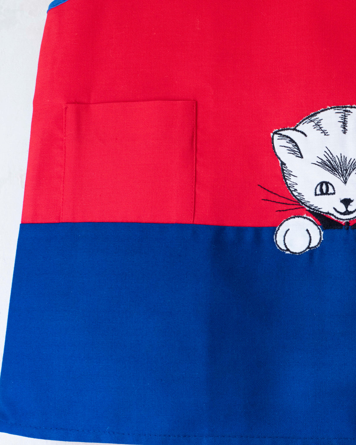 Red dress with cat | Deadstock from the Sixties | 9-12 months 
