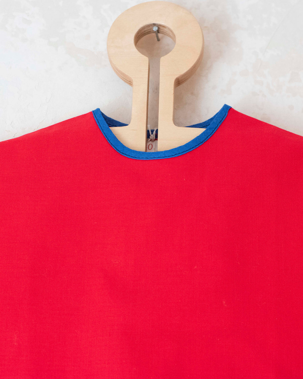 Red dress with cat | Deadstock from the Sixties | 9-12 months 