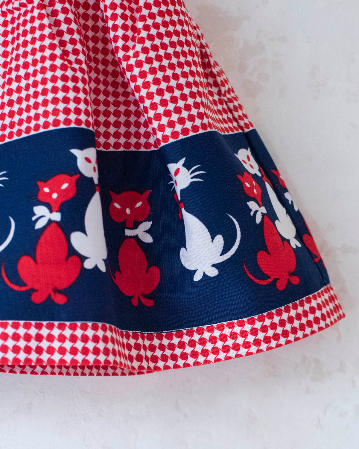 Plaid sarafan with cats | Deadstock from the Sixties | 9-12 months