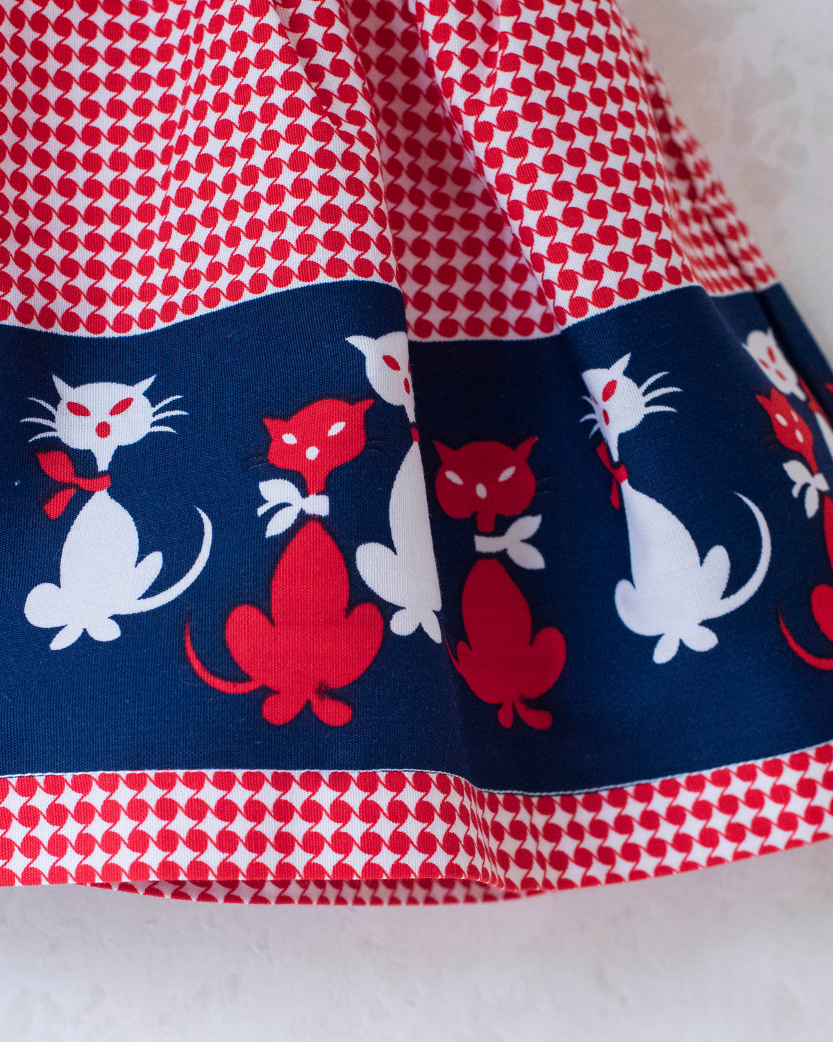 Plaid sarafan with cats | Deadstock from the Sixties | 9-12 months