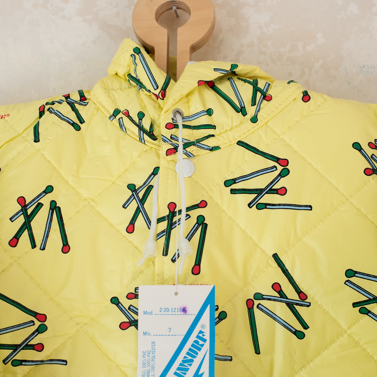 Yellow raincoat with matches | 5-6 years 
