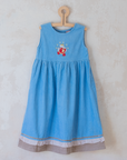 שמלת קורדרוי בצבע תכלת עם רקמה של בבר | 6-7 שנים