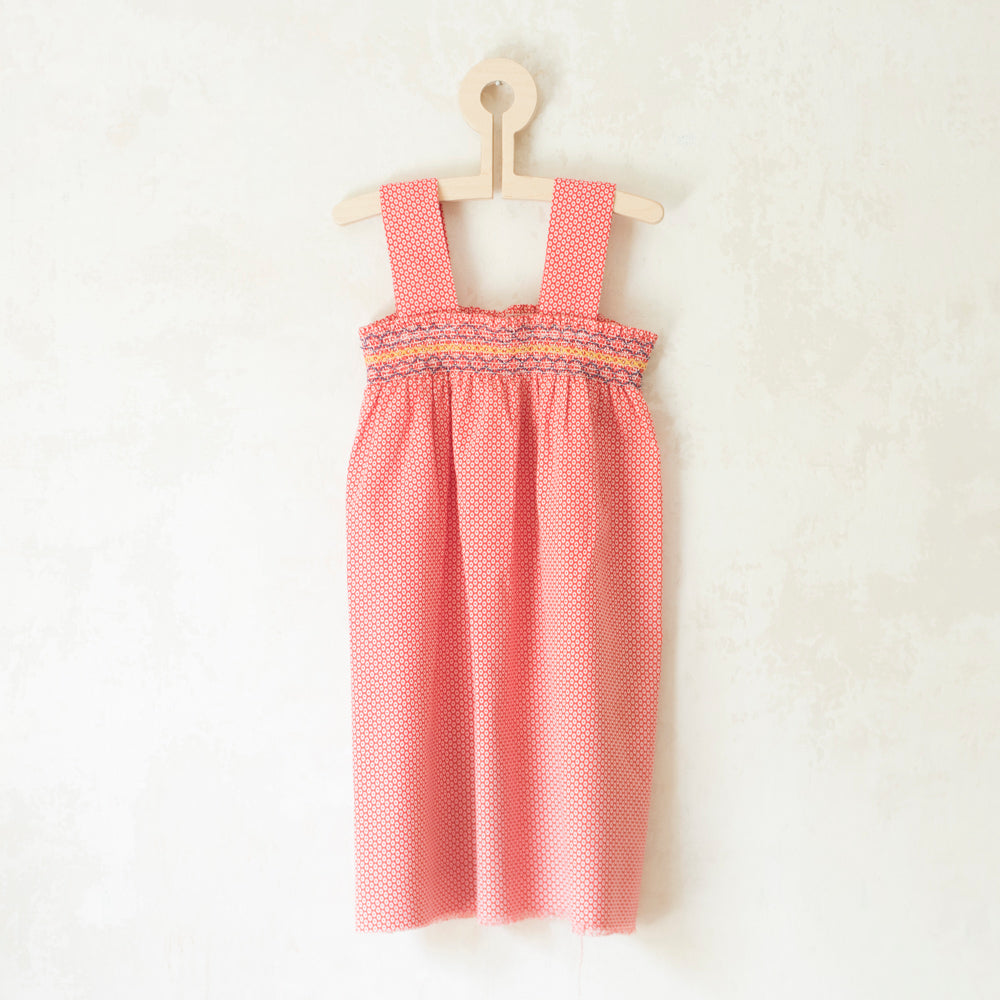 שמלה אדומה מספרד - oda-paam.com