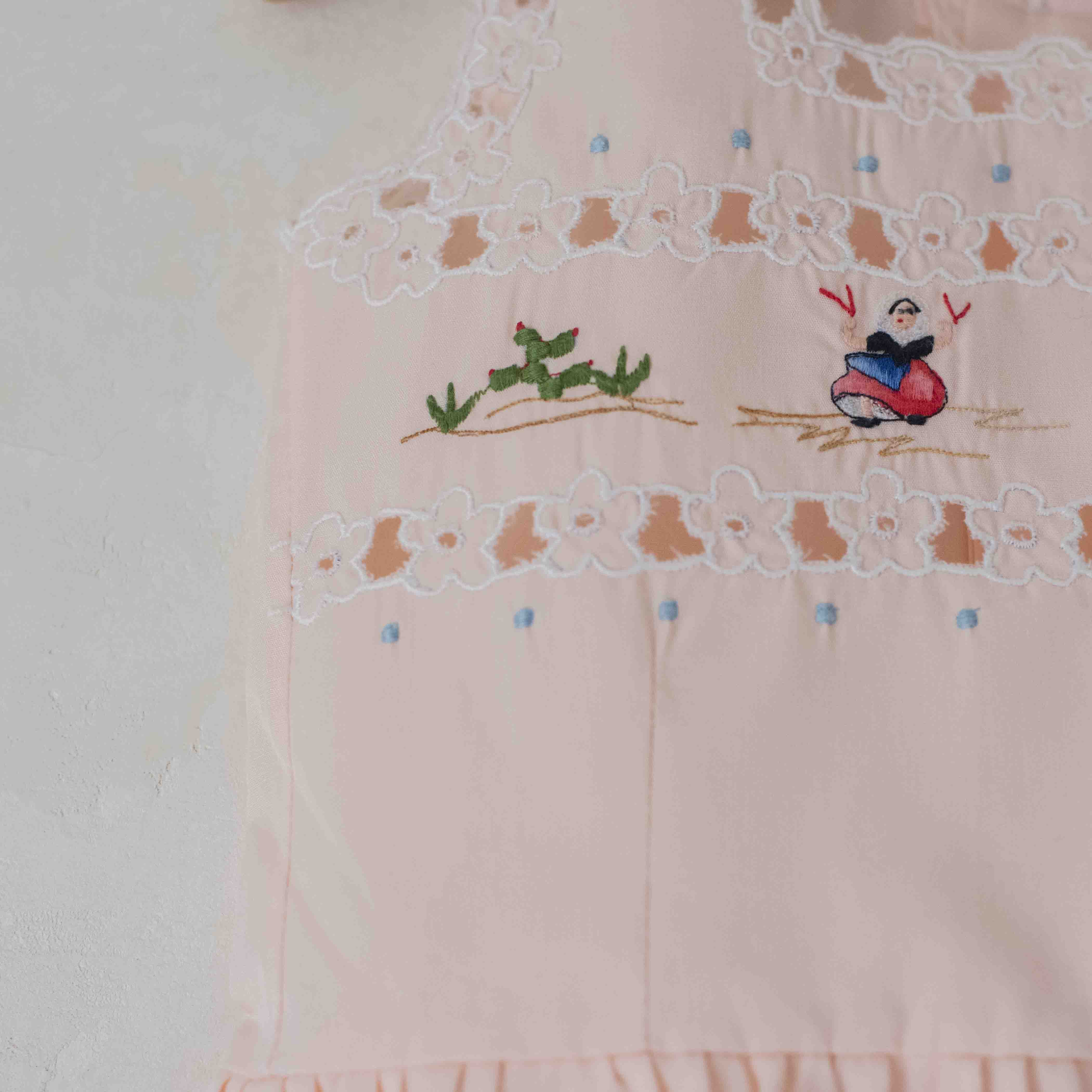 שמלה ורודה עם רקמות מדהימות בעבודת יד | 18-24 חודשים