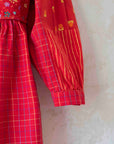 שמלת אולדסקול באדום עם ג׳ינס | 6-7 שנים
