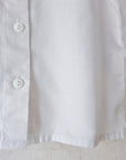 חולצה לבנה מכופתרת עם צווארון תחרה - oda-paam.com